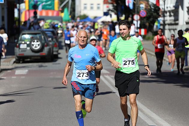 Rywalizowali na lęborskim bruku. 22. Bieg Uliczny św. Jakuba Ap. ukończyło 451 zawodników.