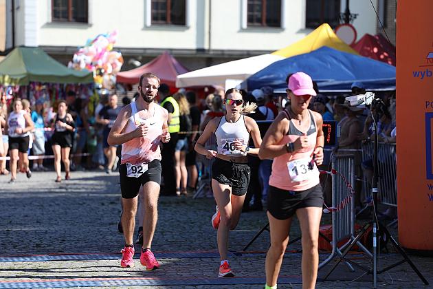Rywalizowali na lęborskim bruku. 22. Bieg Uliczny św. Jakuba Ap. ukończyło 451 zawodników.
