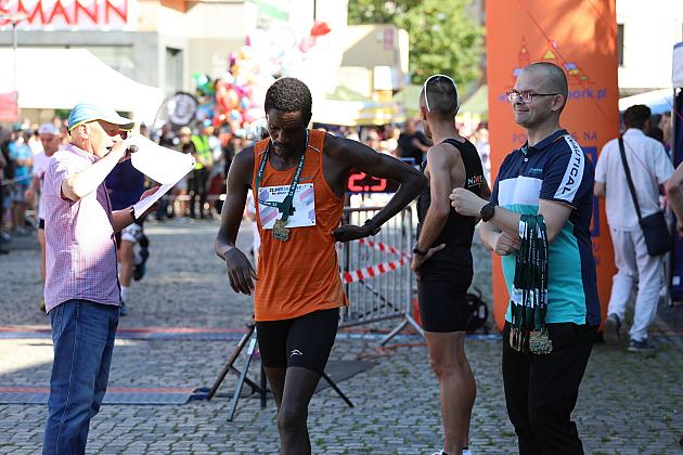 Rywalizowali na lęborskim bruku. 22. Bieg Uliczny św. Jakuba Ap. ukończyło 451 zawodników.