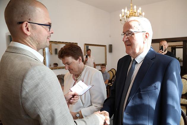 Złote gody w ratuszu. Medale dla 6 par