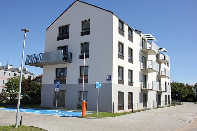 Budowa przy Władysława IV zakończona. Dwa budynki z 32 mieszkaniami czekają na lokatorów.