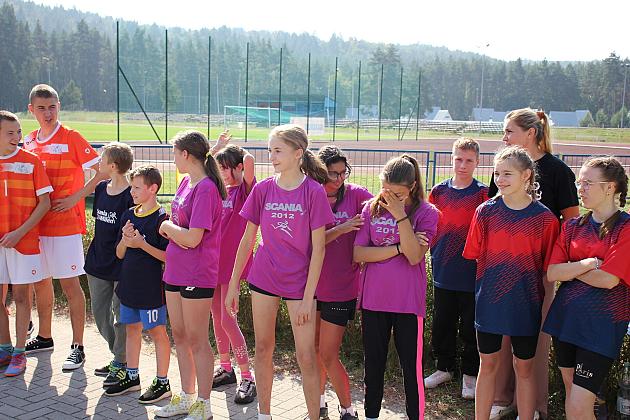 Uczniowie szkół specjalnych rywalizowali na stadionie