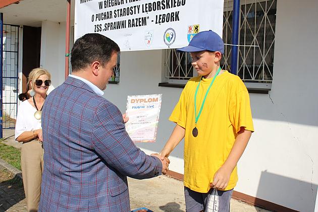 Uczniowie szkół specjalnych rywalizowali na stadionie