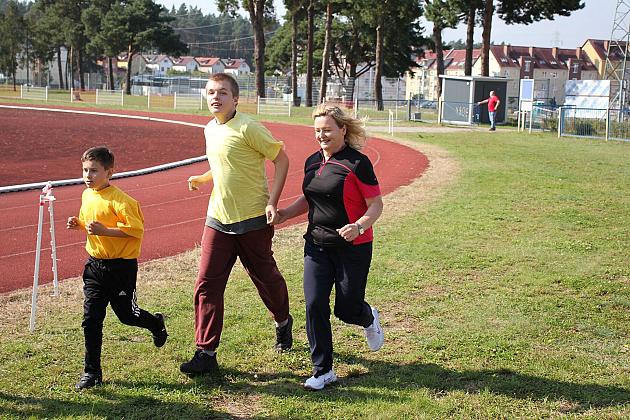 Uczniowie szkół specjalnych rywalizowali na stadionie