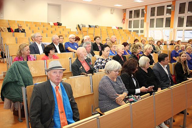 Inauguracja roku akademickiego Lęborskiego Uniwersytetu Trzeciego Wieku