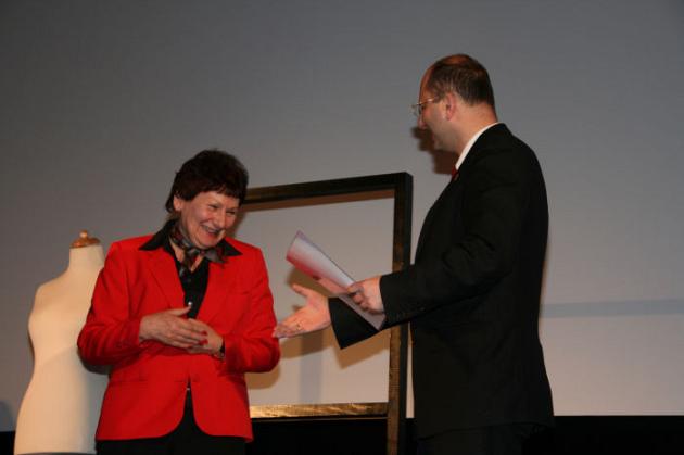 Satyryk zwycięzcą konkursu literackiego w kategorii Telewizja