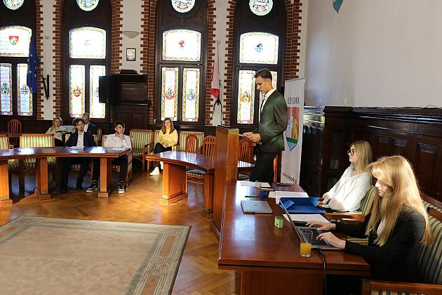 Młodzieżowa Rada Miasta obradowała po wakacyjnej przerwie