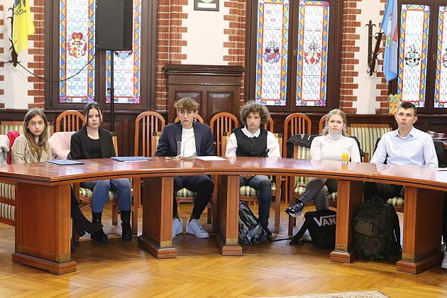 Młodzieżowa Rada Miasta obradowała po wakacyjnej przerwie