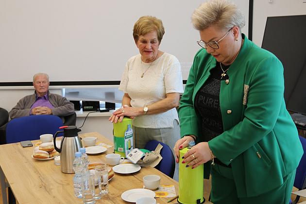 O zasadach segregowania odpadów na spotkaniu Ligi Kobiet Polskich