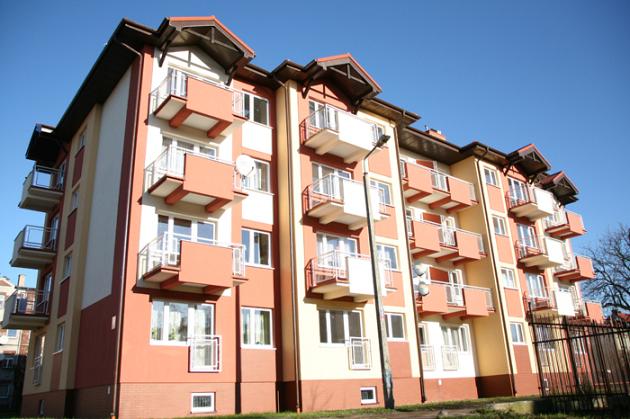 W budynku komunalnym przy ul. Kellera przecięto wstęgę