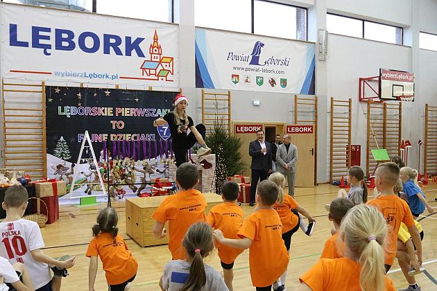 Pierwszaki pokazały, jak potrafią doskonale bawić się i integrować