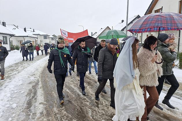 Orszak Trzech Króli przeszedł z Lubowidza do Lęborka