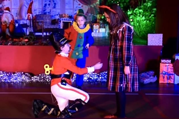 W szczytnym celu wystąpili w spektaklu w Szkole Podstawowej nr 8