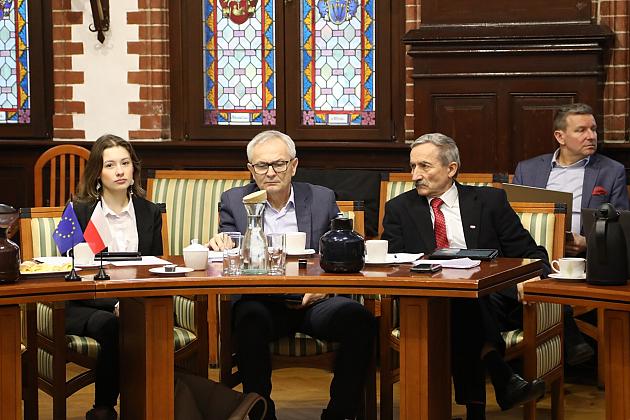 Rada miejska zadecydowała. Będą konsultacje społeczne w sprawie zmiany granic Lęborka.