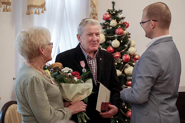 Złote Gody w ratuszu. Medale za długoletnie pożycie małżeńskie
