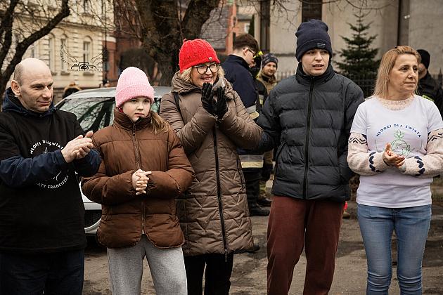 Setki kilometrów na rowerze, żeby pomóc chorej Laurze