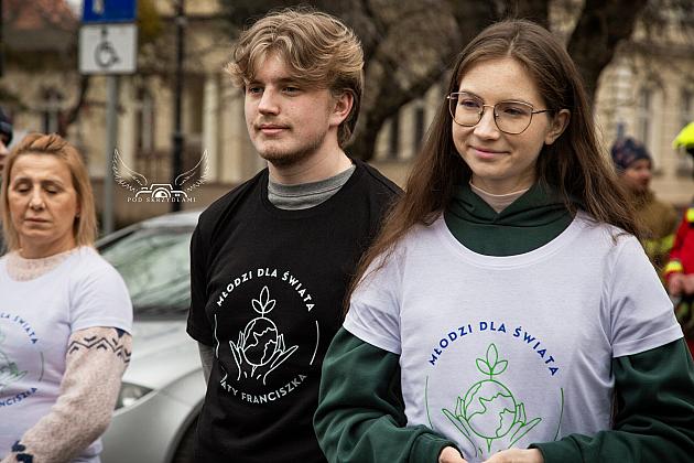 Setki kilometrów na rowerze, żeby pomóc chorej Laurze