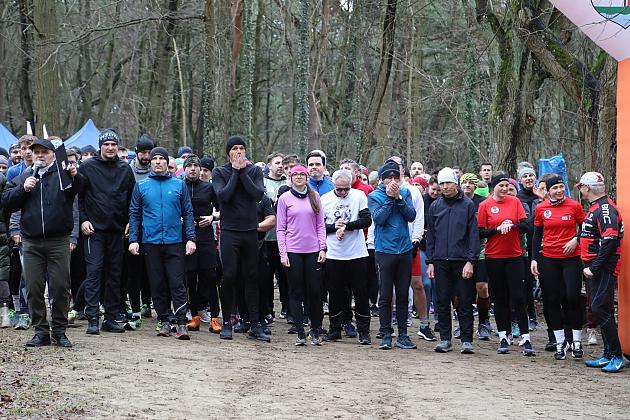 Patriotyczne bieganie w Parku Chrobrego z okazji Narodowego Dnia Pamięci Żołnierzy Wyklętych