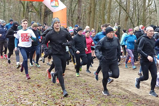 Patriotyczne bieganie w Parku Chrobrego z okazji Narodowego Dnia Pamięci Żołnierzy Wyklętych