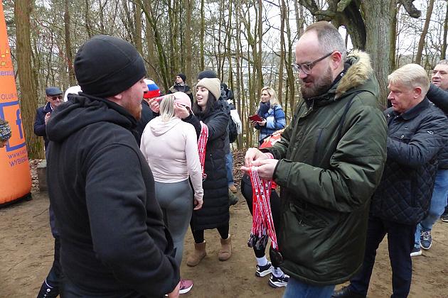 Patriotyczne bieganie w Parku Chrobrego z okazji Narodowego Dnia Pamięci Żołnierzy Wyklętych