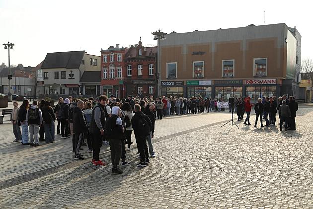 Wyruszyli z Lęborka do Czarnówka w poszukiwaniu oznak wiosny
