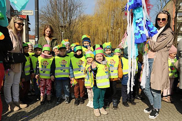 Wiosenny konkurs marzann nad rzeką Łebą