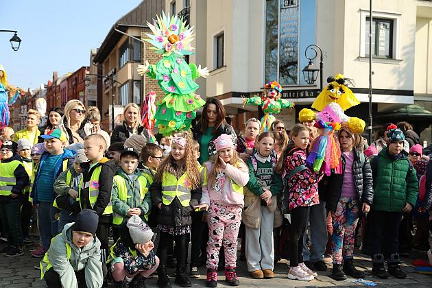 Wiosenny konkurs marzann nad rzeką Łebą