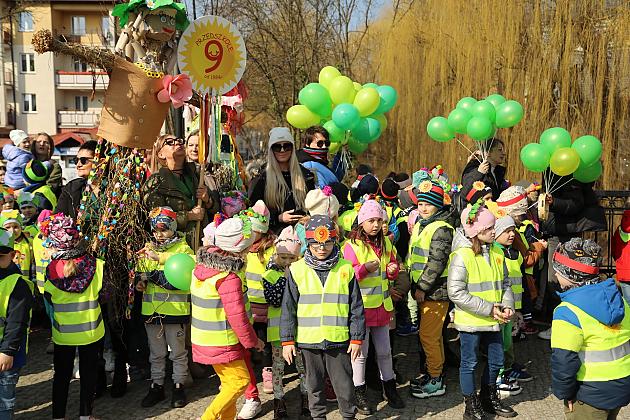 Wiosenny konkurs marzann nad rzeką Łebą
