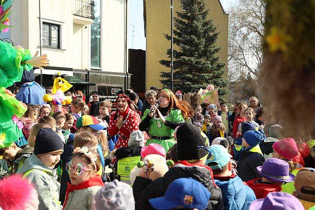 Wiosenny konkurs marzann nad rzeką Łebą