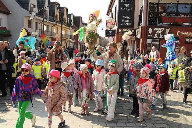 Wiosenny konkurs marzann nad rzeką Łebą