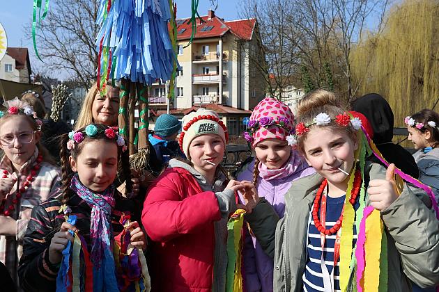 Wiosenny konkurs marzann nad rzeką Łebą