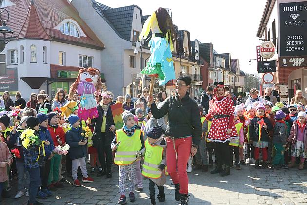 Wiosenny konkurs marzann nad rzeką Łebą