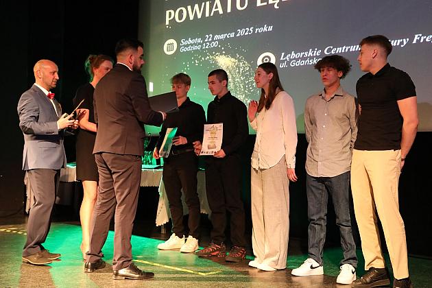 Najlepsi sportowcy nagrodzeni na uroczystej gali