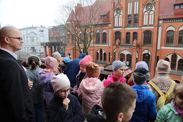 Spotkanie dzieci z burmistrzem w Urzędzie Miejskim w Lęborku