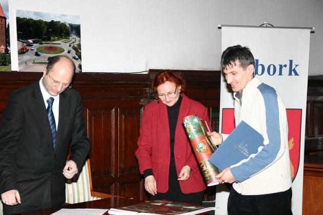 Granty na zadania miasta: ochronę i promocję zdrowia, pomoc społeczną i sport