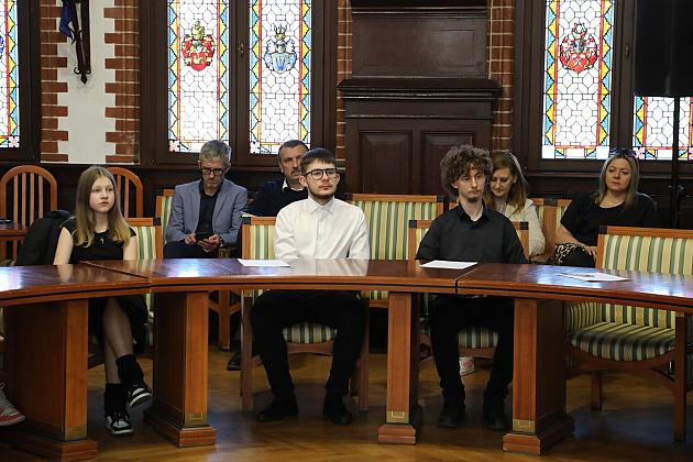 Posiedzenie Młodzieżowej Rady Miasta Lęborka – nowe inicjatywy i pomysły młodych radnych