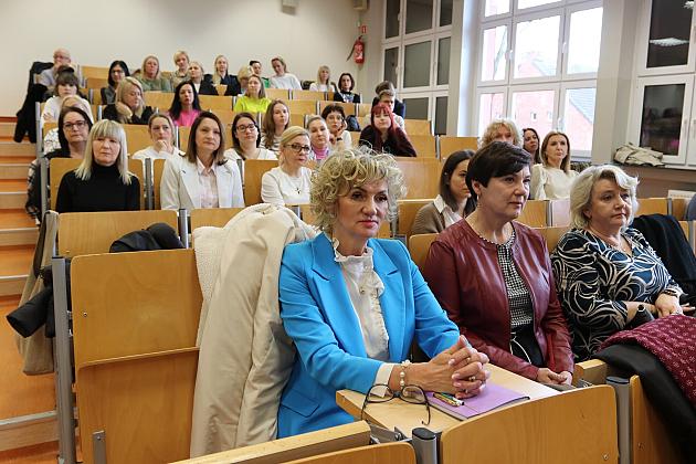 Dzieci i młodzież potrzebują poczucia bezpieczeństwa, aby móc rozwijać się