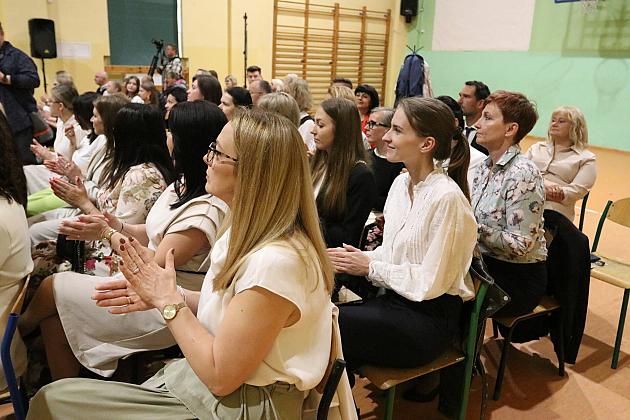 „Jedynka” świętuje 80 lat! Uroczysta gala z okazji jubileuszu najstarszej szkoły podstawowej w Lęborku