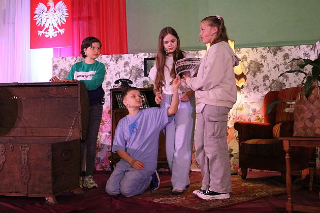 „Jedynka” świętuje 80 lat! Uroczysta gala z okazji jubileuszu najstarszej szkoły podstawowej w Lęborku