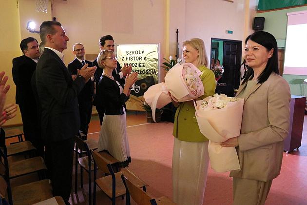 „Jedynka” świętuje 80 lat! Uroczysta gala z okazji jubileuszu najstarszej szkoły podstawowej w Lęborku