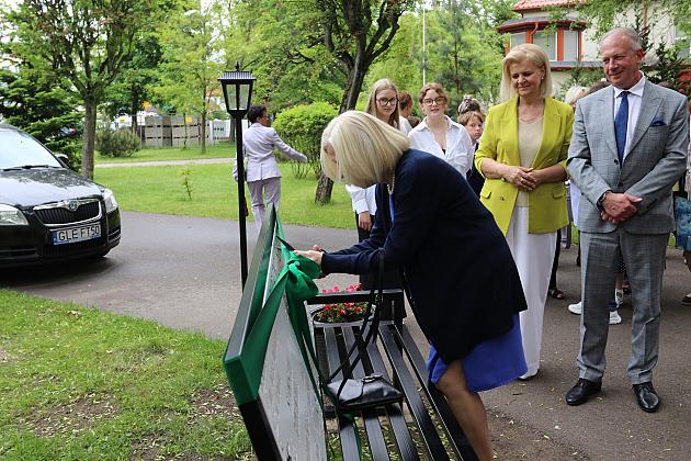 „Jedynka” świętuje 80 lat! Uroczysta gala z okazji jubileuszu najstarszej szkoły podstawowej w Lęborku