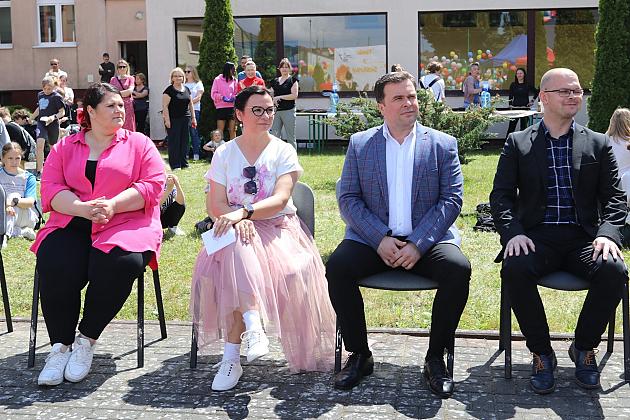 Rodzinna zabawa w „Siódemce” - radość, śmiech i integracja