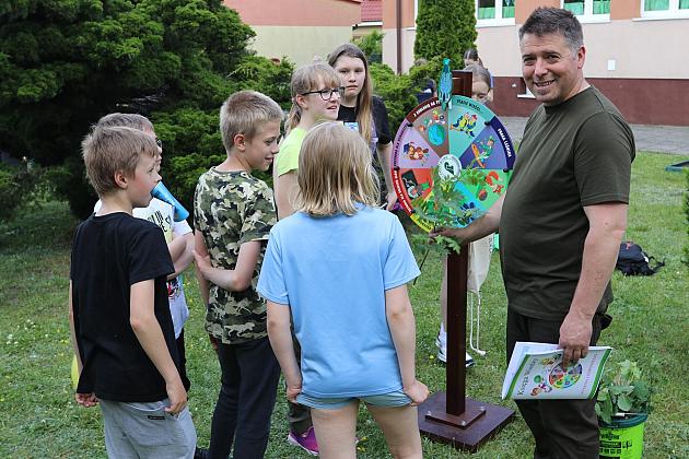 Rodzinna zabawa w „Siódemce” - radość, śmiech i integracja