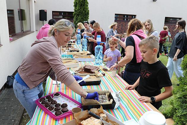Rodzinna zabawa w „Siódemce” - radość, śmiech i integracja