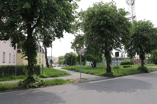 Nowe lustra drogowe w Lęborku – więcej bezpieczeństwa na trudnych skrzyżowaniach!