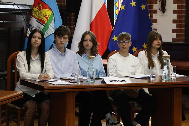Debaty oksfordzkie w Lęborku – emocje, argumenty i młodzież na najwyższym poziomie