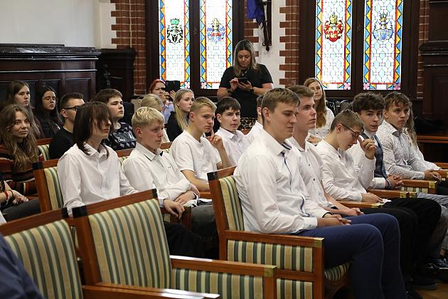 Debaty oksfordzkie w Lęborku – emocje, argumenty i młodzież na najwyższym poziomie