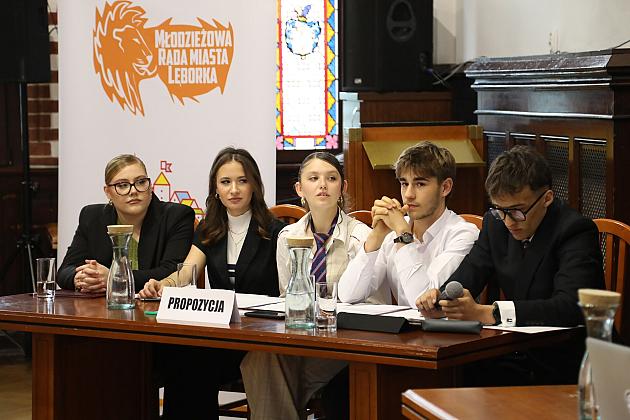 Debaty oksfordzkie w Lęborku – emocje, argumenty i młodzież na najwyższym poziomie