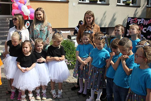 Taniec, uśmiech i radość – taki był III. Festiwal Tańca w Przedszkolu nr 9