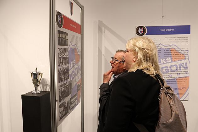 Historia Pogoni Lębork na otwartej w Wieży Ciśnień wystawie z okazji 80-lecia klubu